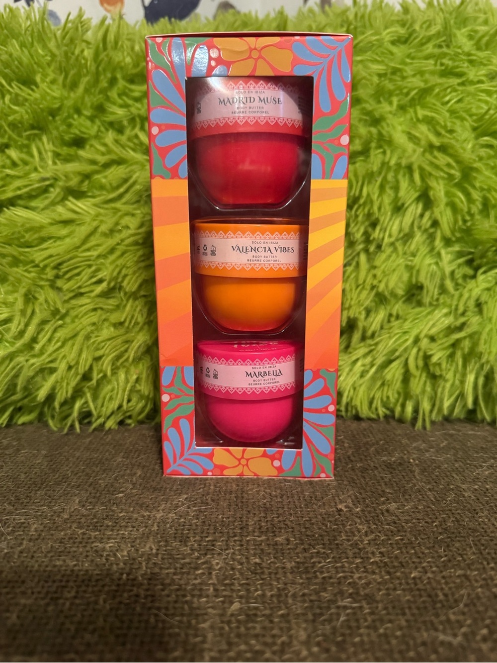 Solo En I Bizarre Gift Nourishing Body Butter Set - Red, Orange, Pink